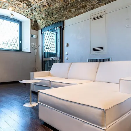 Appartamento Moderno Con Volte In Pietra *